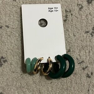 GAP Green and Gold Hoop Earrings Set